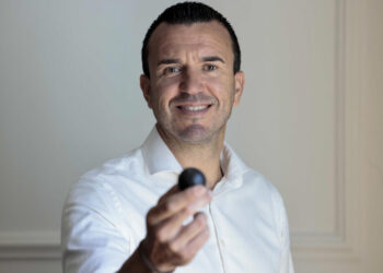 Relevo en el PP: Mompó asume liderazgo tras salida de Mazón