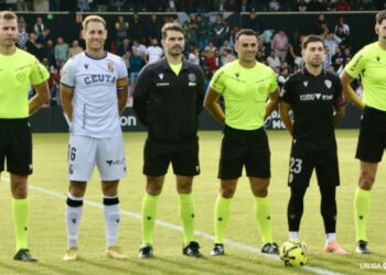 Triunfo del Ceuta en la reanudación del Ceuta-Almería (3-2) tras la suspensión anterior del partido