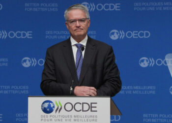 La OCDE alerta a España sobre pensiones e impuestos y pide medidas urgentes