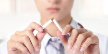 El consumo de alcohol, tabaco y cannabis entre los adolescentes alcanza niveles históricos bajos