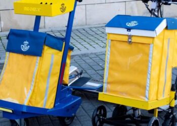 CCOO rechaza el uso obligatorio de patinetes eléctricos para carteros en Correos