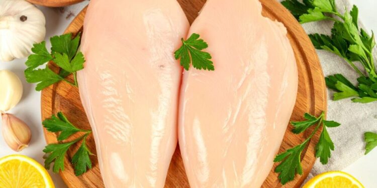 5 alimentos que no debes lavar nunca, según la OCU