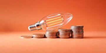 El precio de la electricidad se incrementa este martes 25 de noviembre: consejos para ahorrar