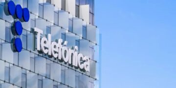Telefónica oficializa su ERE ante los sindicatos: afectará a siete filiales en España