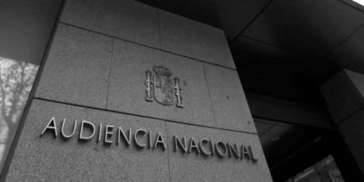 El juez procesa a 22 personas por un fraude de 194 millones en IVA de hidrocarburos
