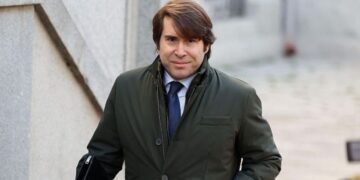 Controversia por la relación entre un juez del Supremo y el abogado de la pareja de Ayuso en medio de la condena al fiscal general