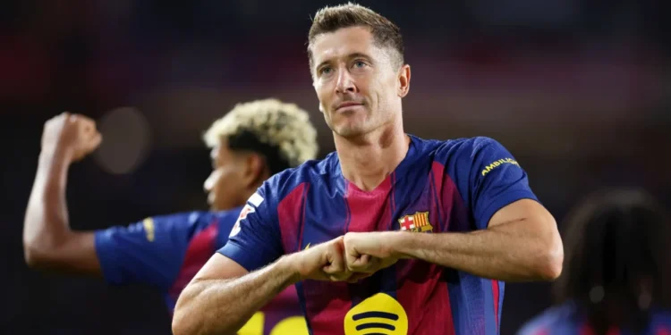 Lewandowski brilla y lidera la victoria del Barcelona en Balaídos