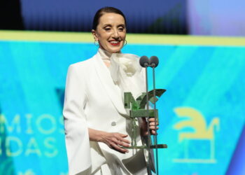 Luz Casal, nueva marquesa de Luz y Paz: «Soy marquesa, pero sigo siendo una mujer de aldea»