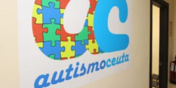 Consejería corrige término inapropiado en ayudas para personas con TEA