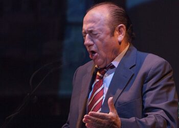 Fallece en Málaga a los 93 años el cantaor Fosforito, decano del cante flamenco