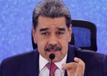 Maduro llama a los estadounidenses a detener la guerra en el Caribe