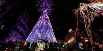 Vigo ilumina la Navidad con un evento espectacular y gran afluencia