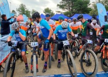 Sergio Guzmán conquista nuevamente la Media Maratón Ciudad de Ceuta BTT