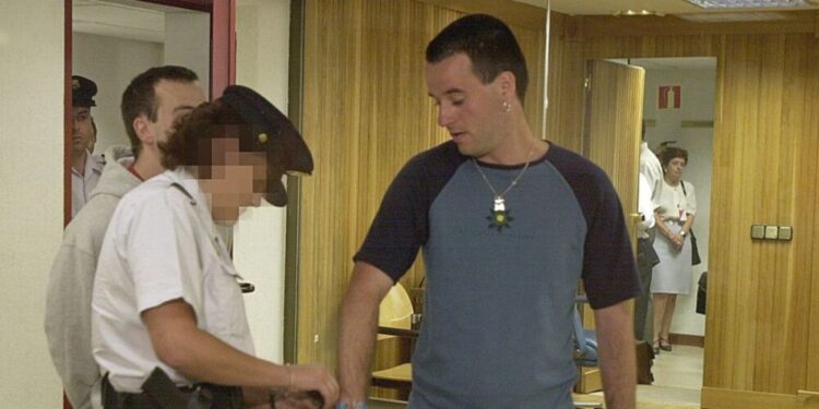 El etarra Asier Carrera queda en libertad condicional tras cumplir 25 años por el asesinato de Fernando Buesa