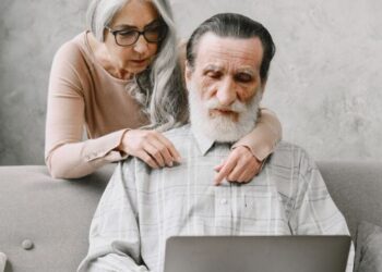 Oficial: Así queda la tabla de pensiones máximas y mínimas tras la subida del 2026