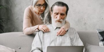 Oficial: Así queda la tabla de pensiones máximas y mínimas tras la subida del 2026