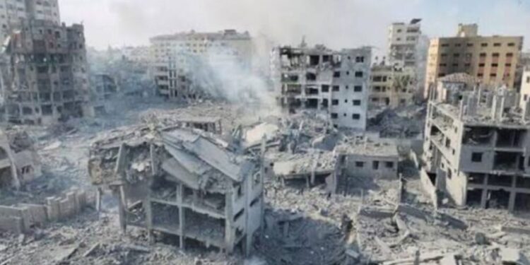 Escalada de bombardeos en Gaza deja 22 muertos y cientos de heridos