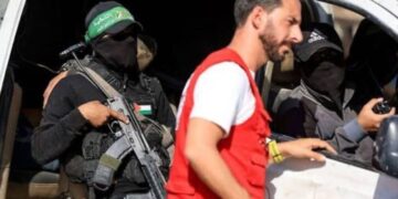 Hamás entrega cuerpo de rehén mientras aguarda nuevo acuerdo