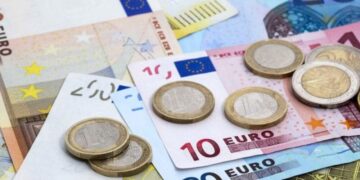 PSOE obligado a revelar pagos en efectivo desde 2017 hasta 2024