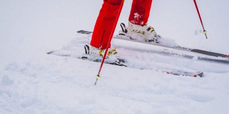 Sierra Nevada ultima los preparativos para el inicio de la temporada de esquí 2025-2026
