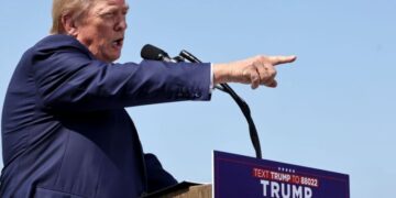 Trump detiene trámites migratorios tras ataque en Washington