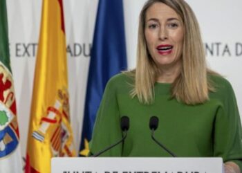 Análisis del CIS en Extremadura: el reto del liderazgo del PP