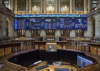 El Ibex 35 marca un nuevo récord tras la reapertura del Gobierno estadounidense y el impulso global de los mercados