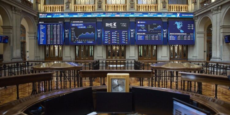 El Ibex 35 marca un nuevo récord tras la reapertura del Gobierno estadounidense y el impulso global de los mercados