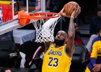 Lakers vs Jazz: hora y dónde ver en España el posible regreso de Lebron James
