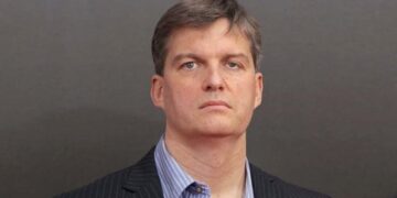 Michael Burry advierte sobre burbuja de IA mientras Nvidia reporta resultados récord