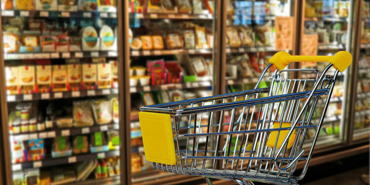 Así te hacen gastar más sin que lo notes: los trucos ocultos de los supermercados