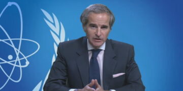 Grossi insiste en la diplomacia mientras Irán bloquea el acceso a sus instalaciones nucleares