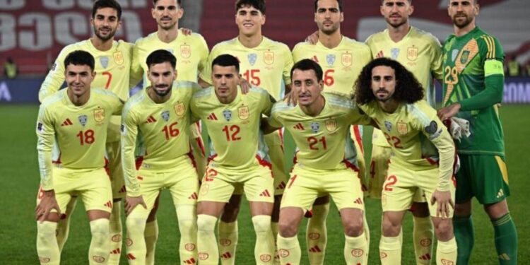 La Roja roza el billete mundialista tras un festival goleador en Tiflis