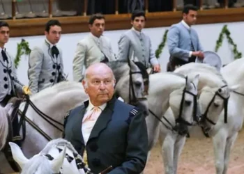 Muere Álvaro Domecq Romero, leyenda del rejoneo y la ganadería española, a los 85 años