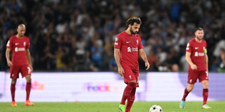 Liverpool en crisis: Slot y los reds al borde del abismo tras nueva derrota en Anfield