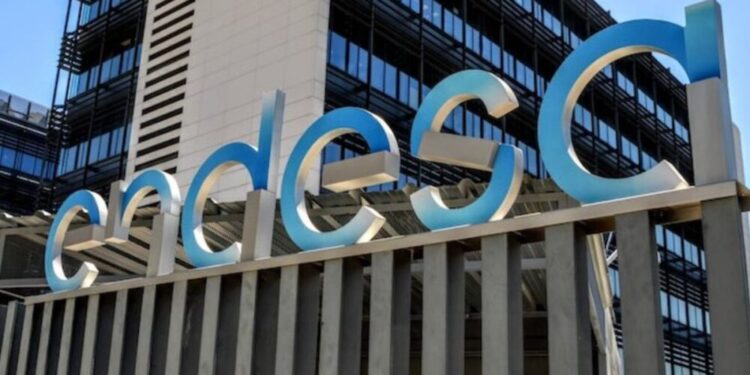 La CNMC aprueba la compra de la comercializadora Energía Colectiva por parte de Endesa por 90 millones de euros