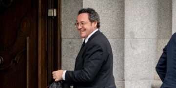 ¿Quién filtró el correo clave del novio de Ayuso? La Fiscalía, última en saberlo