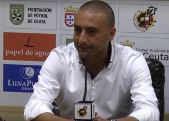 Ceuta responde a las quejas del Almería tras el polémico penalti: “Agresión como vuestro chárter privado”