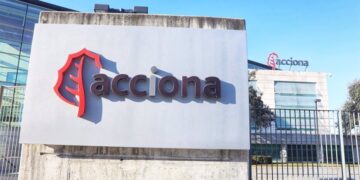 La Guardia Civil inspecciona las oficinas de Acciona en Madrid y Bilbao en el marco de la investigación sobre Ábalos