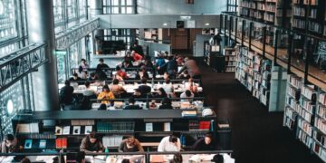 España, imán de Erasmus… pero rezagada en atraer alumnos internacionales que realicen la carrera completa