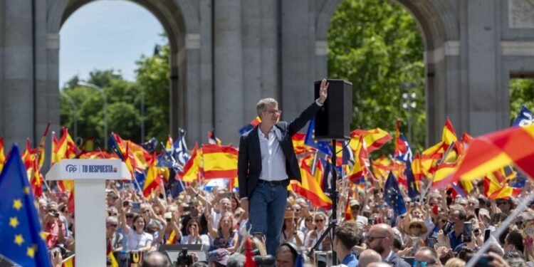 El PP reactiva las protestas bajo el lema: “¿Mafia o democracia?”
