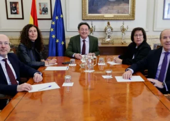 La asociación mayoritaria de fiscales insta a Peramato a “cuidar de la imparcialidad” de la Fiscalía