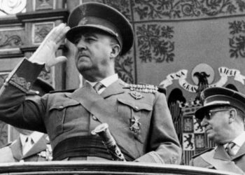 Un forense revela un dato que cambiaría la historia: Franco no murió el 20 de noviembre
