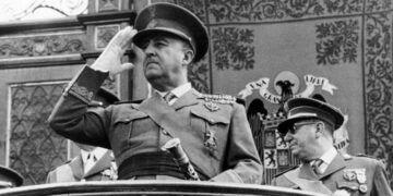 Un forense revela un dato que cambiaría la historia: Franco no murió el 20 de noviembre