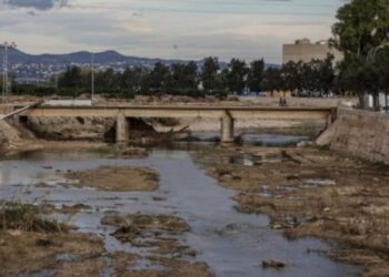 Confesión de un peligro inminente: El Gobierno admite que paralizó obras en El Poyo pese al riesgo «muy elevado» en los barrancos