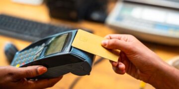 Hacienda controlará los pagos con tarjeta superiores a 25.000 euros a partir de enero de 2026