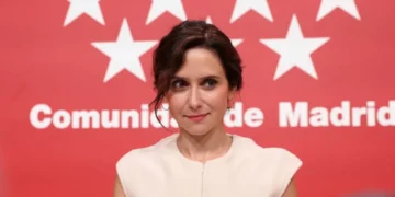 El gobierno de Ayuso tendrá que pagar 7 millones por el tren del Parque Warner, inactivo desde hace 13 años