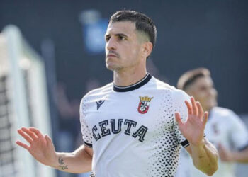 La AD Ceuta vence al Burgos y se instala en puestos de playoff