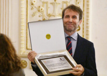 Miguel Ángel Cano recibe reconocimiento por su labor judicial en la protección de víctimas de violencia de género