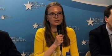 Lyudmyla Kozlovska advierte sobre los riesgos de las elecciones en Ucrania ante la amenaza rusa